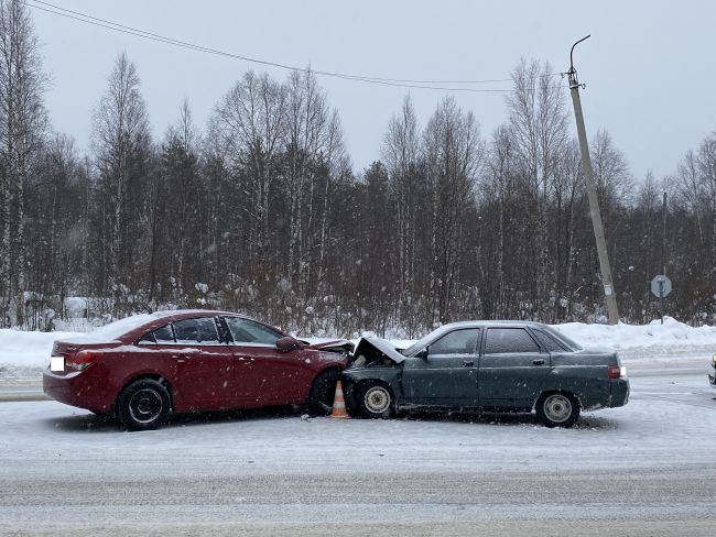 Chevrolet и ВАЗ Ухта ДТП ребенок